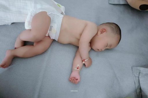 眉山宝宝口水多怎么回事